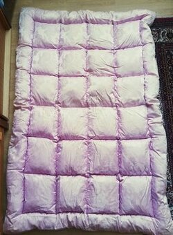 Predám 2 ks páperové paplóny+3 ks vankúše