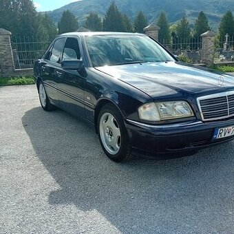 Mercedes-Benz w202