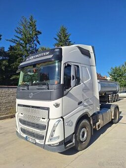 VOLVO FH 460 GLOBETROTER EURO 6 + HYDRAULIKA - 1