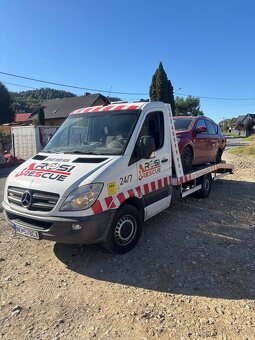 Predám Odťahový špeciál Mercedes Sprinter 3.0l