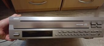 Predám CD menič Yamaha CDC-665