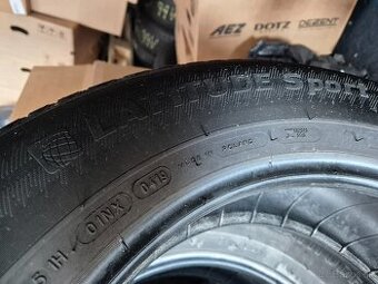 Predam letne pneu 4x 235/60R17 Michelin