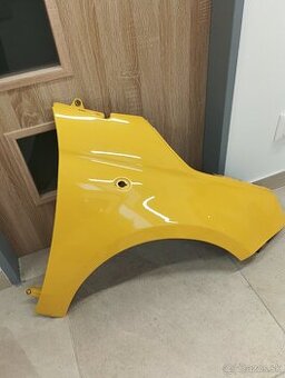 Pr.pravý. blatník Fiat 500