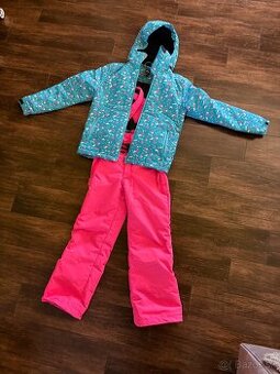 Predám dievčenskú súpravu na zimu