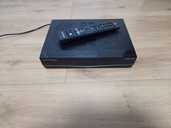 Satelitný prijímač Golden Media Spark One