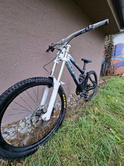 Mondraker Summum