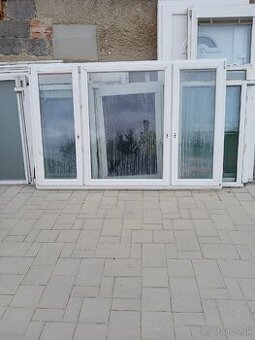 Predám plastové okno 2360 x 1530 mm