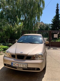 Daewoo Nubira sedan / Chevrolet Lacetti – zachovalé, garážov