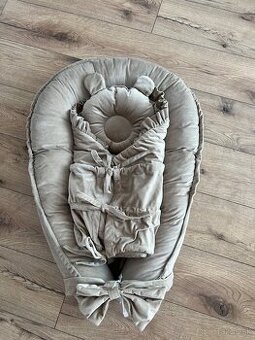 Hniezdo, zavinovacka a vankúšik Little Fantasy