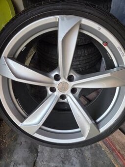 5x112 285x30r22 et 30 letná sada