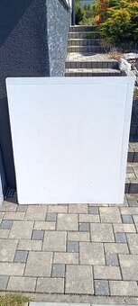 Plastova tabula hrubka 1 cm a rozmer je 105 x 120 cm