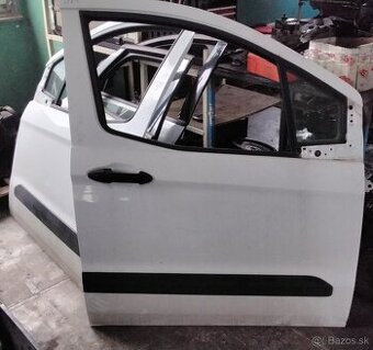 FORD TRANSIT COURIER 1.5 TDCI 2018 predám DVERE, PREVODOVKU,