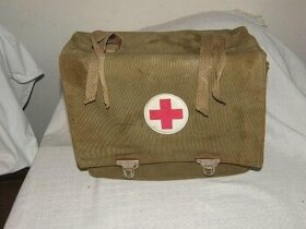 Stará vojenská retro lekárnička