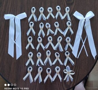 Pierka pre svadobných hostí + 2ks mašle na zrkadlá auta