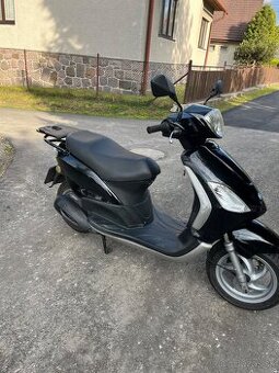 Piaggio fly 125