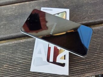 Predam Samsung galaxy A12 v TOP stave