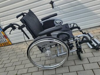 aktivny invalidny vozík Sopur 49cm pridávne brzdy pre asiste