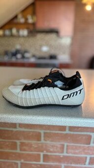 Cyklo tretry DMT KRSL Grey/Black 42 - 1