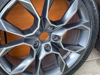 EXTREME GRAU orig.skoda225 40 R19 5x112 7,5j x19 ET 51 VW