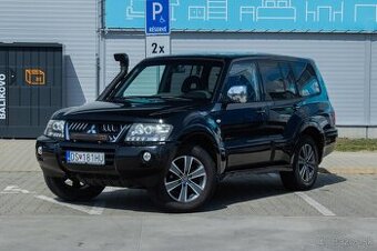 Mitsubishi Pajero 3.2 DI-D Dakar A/T koza / AJ NA SPLÁTKY
