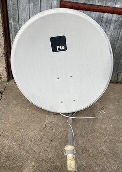 satelit, držiak