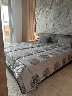 Manželská Posteľ Nice 180x200 cm, čierna ekokoža/sivá tkanin