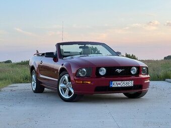 Ford Mustang GT Convertible 4.6L  - Premium Edition bl. koža