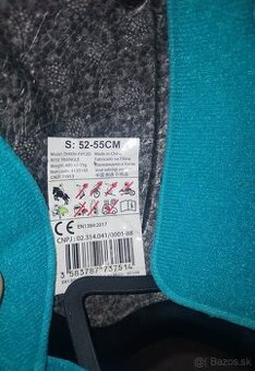 Jazdecká prilba a vesta