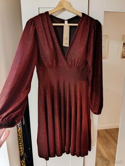 Cervene trblietave vianocne cervene saty