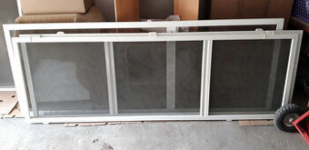 SIEŤKY NA OKNÁ A DVERE V RÁME