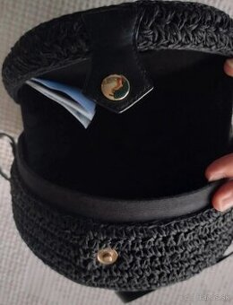 Čierna kabelka NOVÁ s visackou