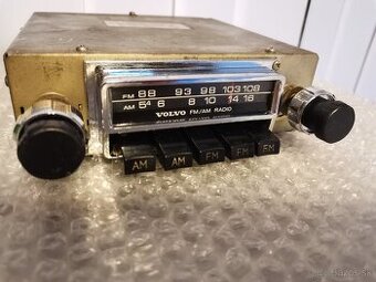 VINTAGE AUTORADIO VOLVO mod. 282340-9