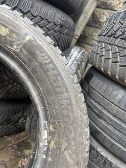 Takmer nová pneu 1ks R15 185/60 zimná HANKOOK