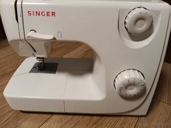 Šijací stroj Singer 8280