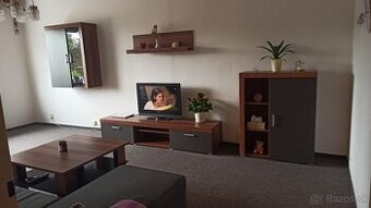 Obývacia stena + stolík