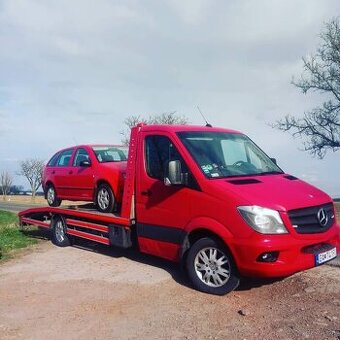 Mercedes Sprinter odťahovka
