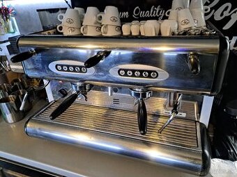 Profesionálny kávovar San Marco s85e