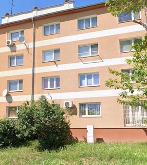 Predám 2 Izb byt - Komárno