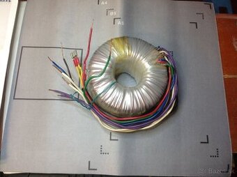 TOROID TRAFO NA STAVBU ZDROJA PRE ZOSILNOVAC.