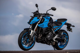 Suzuki GSX 8S