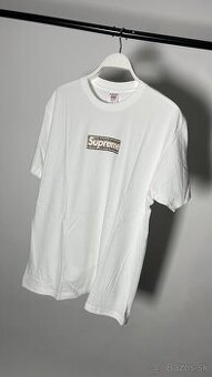 Supreme Tee Burberry