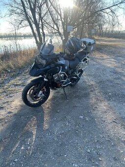 BMW r1250gs
