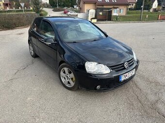 Volkswagen Golf V