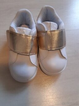 Detske nove tenisky