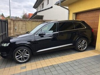 Audi Q7 3.0TDI quattro, S-line
