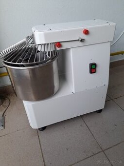 Miesič PizzaGroup IFM 10