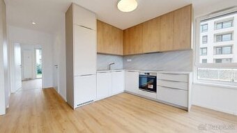 PRÚDY prenájom - 3 izb. byt 89m2 s predzáhradkou a parkovací