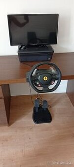 Predám x box 360projektor volant a LED tv všetko spolu