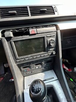 Rádio  audi a4b7