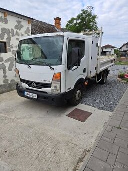 Nissan cabstar - 1